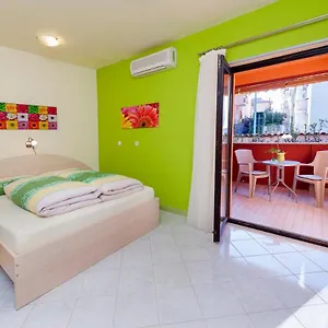 Bed & Breakfast Apartments&rooms Erik, Rovinj